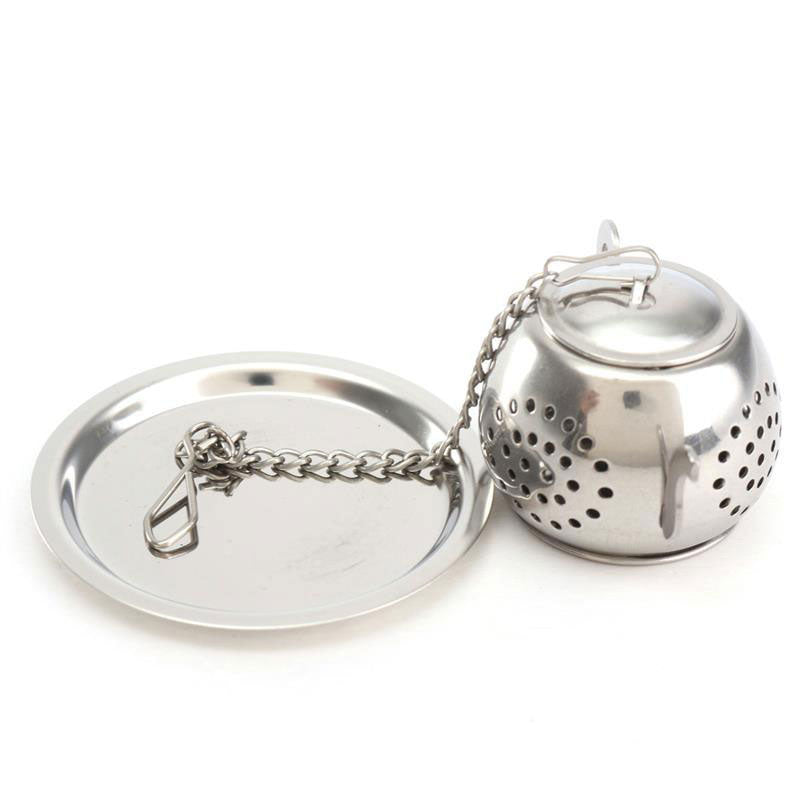 Tea strainer with handle